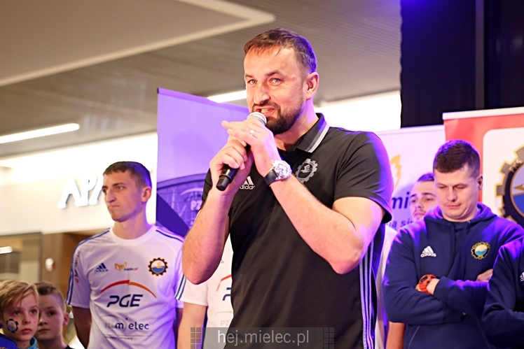 Prezentacja FKS Stal Mielec w Galerii Navigator ? część II