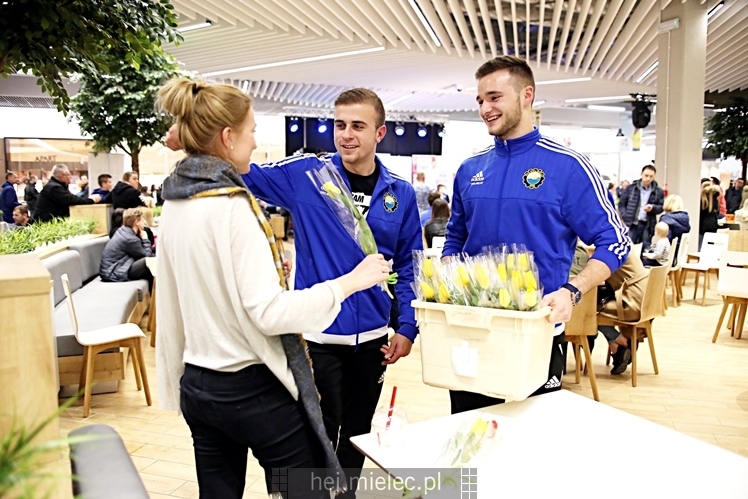 Prezentacja FKS Stal Mielec w Galerii Navigator ? część II