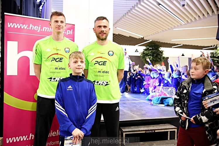 Prezentacja FKS Stal Mielec w Galerii Navigator ? część II