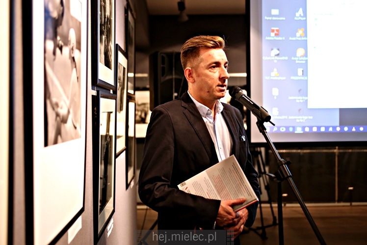 Wernisaż wystawy Tadeusza Rolke ?Miejsca. Rekontrukcja II?