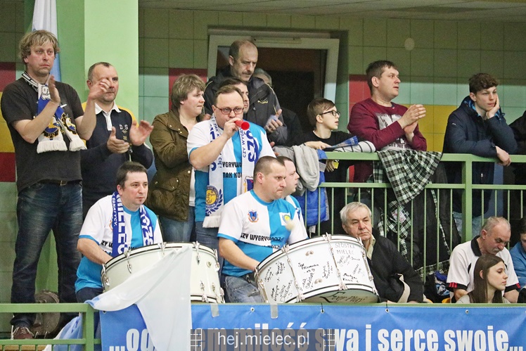 Półfinały Mistrzostw Polski juniorek w siatkówce: Mielec - Łódź