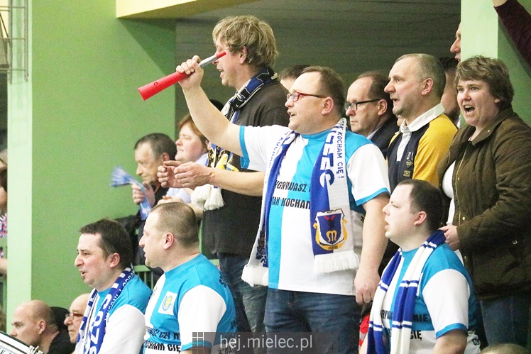 Półfinały Mistrzostw Polski juniorek w siatkówce: Mielec - Łódź