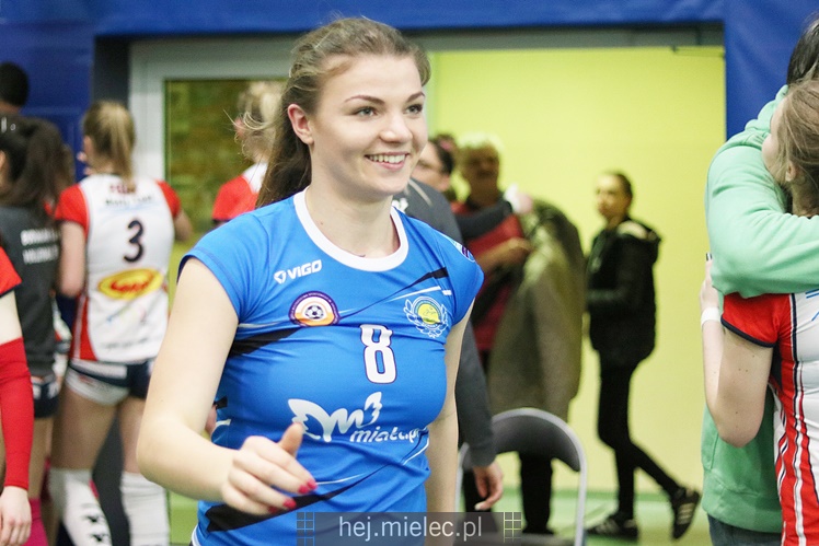 Półfinały Mistrzostw Polski juniorek w siatkówce: Mielec - Łódź