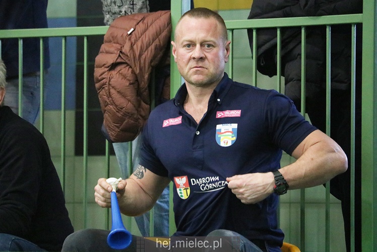 Półfinały Mistrzostw Polski juniorek w siatkówce: Mielec - Dąbrowa