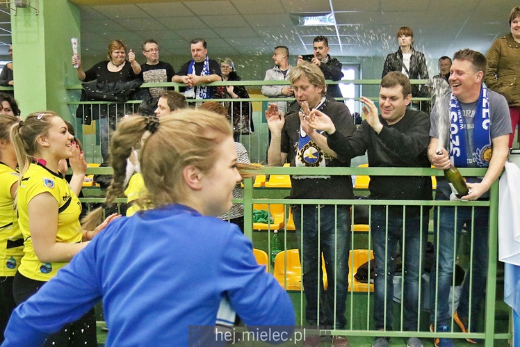 Półfinały Mistrzostw Polski juniorek w siatkówce: Mielec - Dąbrowa