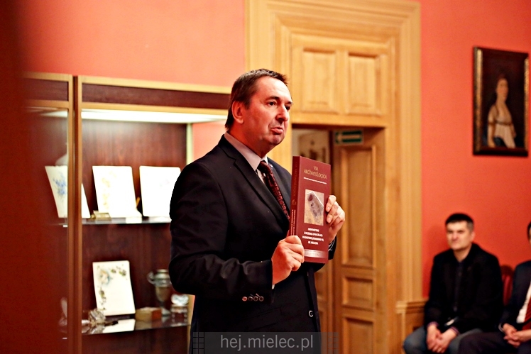 Wernisaż wystawy ?Archeologiczna autostrada? w Pałacyku Oborskich