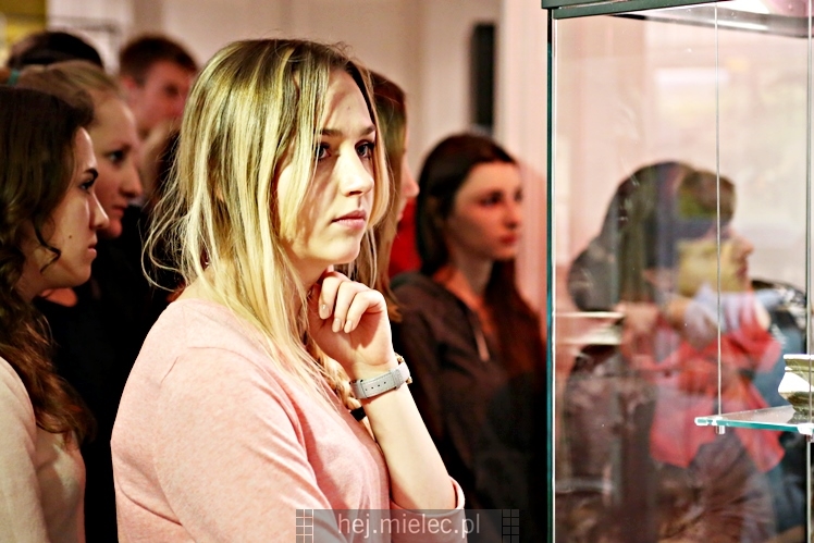 Wernisaż wystawy ?Archeologiczna autostrada? w Pałacyku Oborskich