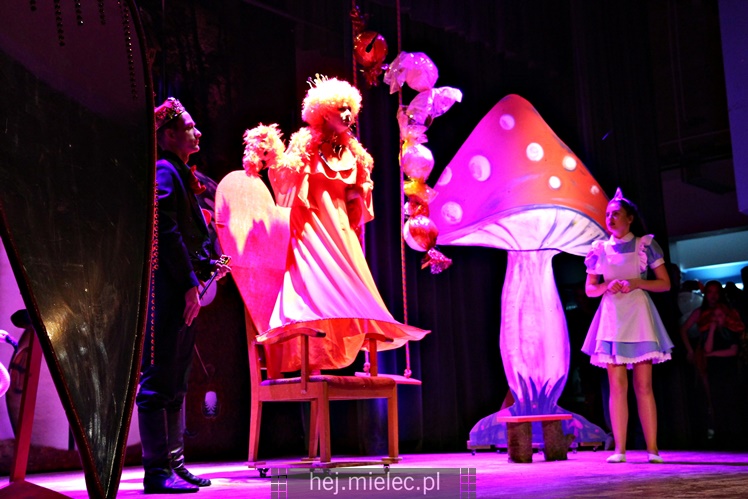 Premiera spektaklu ?Alicja w krainie dziwów?