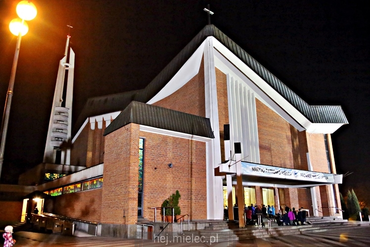 Ekstremalna Droga Krzyżowa Mielec 2017 - CZĘŚĆ 1