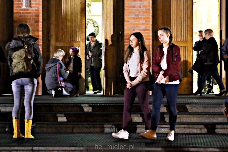 Ekstremalna Droga Krzyżowa Mielec 2017 - CZĘŚĆ 1