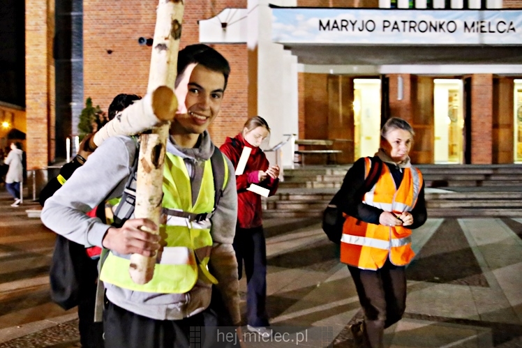 Ekstremalna Droga Krzyżowa Mielec 2017 - CZĘŚĆ 1