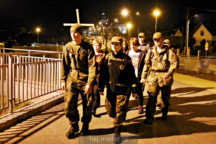 Ekstremalna Droga Krzyżowa Mielec 2017 - CZĘŚĆ 1