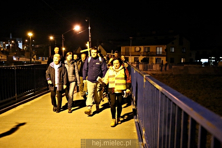 Ekstremalna Droga Krzyżowa Mielec 2017 - CZĘŚĆ 2