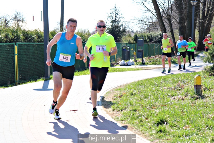 Mielecka Dycha z JOY FITNESS: start i Park Leśny