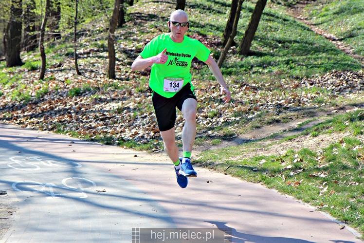 Mielecka Dycha z JOY FITNESS: start i Park Leśny