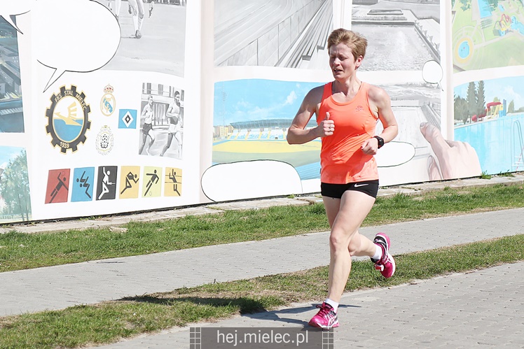 Mielecka Dycha z JOY FITNESS: bieg po ulicy Szafera