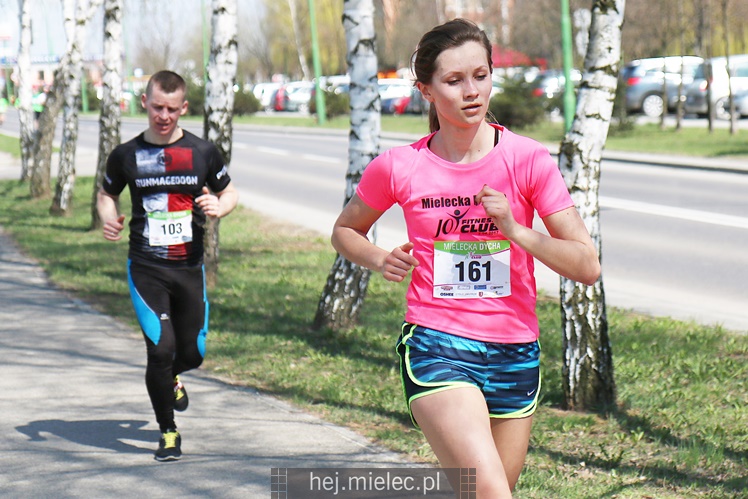 Mielecka Dycha z JOY FITNESS: bieg po ulicy Szafera
