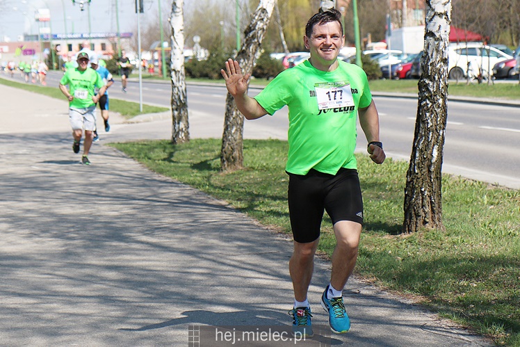 Mielecka Dycha z JOY FITNESS: bieg po ulicy Szafera