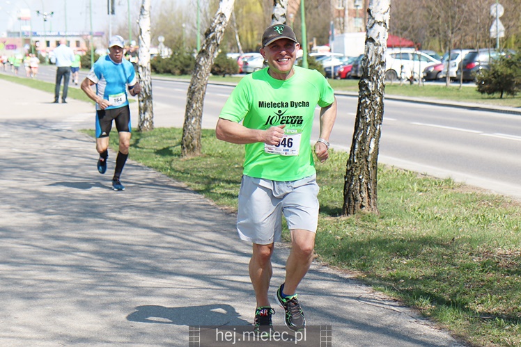 Mielecka Dycha z JOY FITNESS: bieg po ulicy Szafera
