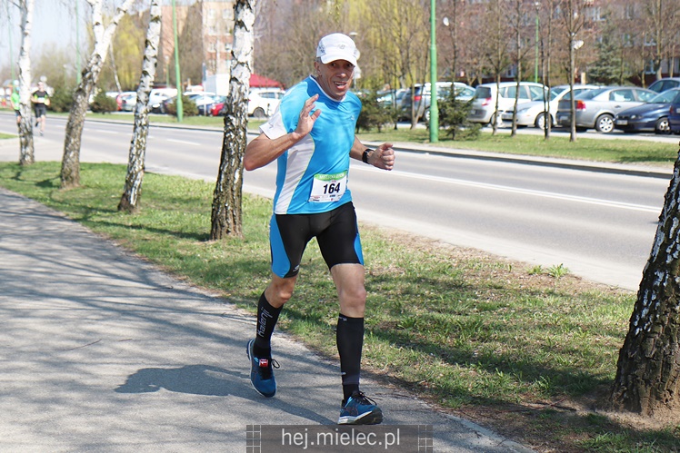 Mielecka Dycha z JOY FITNESS: bieg po ulicy Szafera