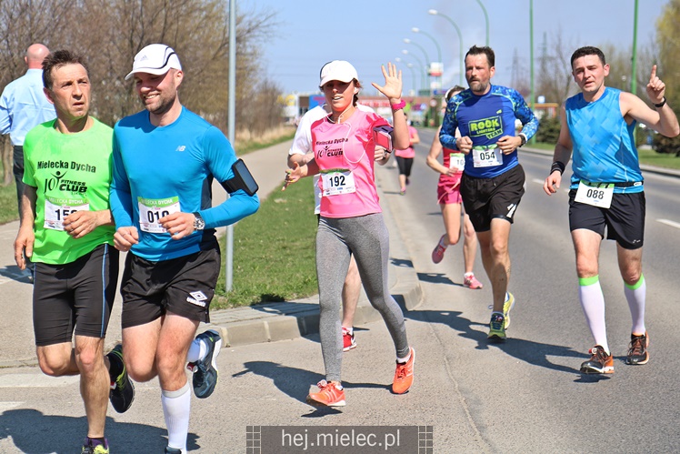 Mielecka Dycha z JOY FITNESS: bieg po ulicy Szafera
