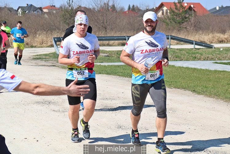 Mielecka Dycha z JOY FITNESS: bieg po ulicy Szafera