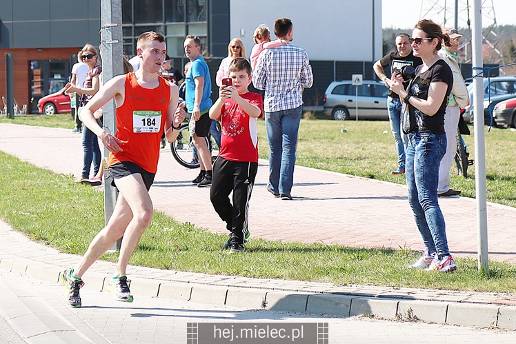 Mielecka Dycha z JOY FITNESS: bieg po ulicy Szafera