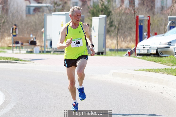 Mielecka Dycha z JOY FITNESS: bieg po ulicy Szafera