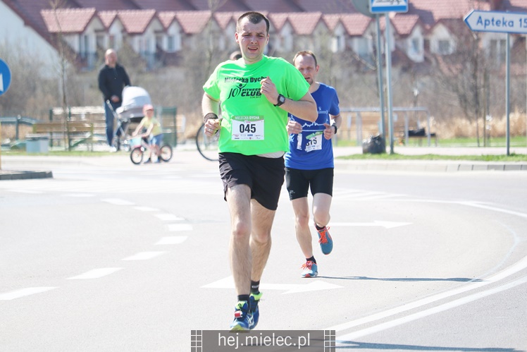 Mielecka Dycha z JOY FITNESS: bieg po ulicy Szafera