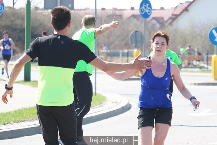 Mielecka Dycha z JOY FITNESS: bieg po ulicy Szafera