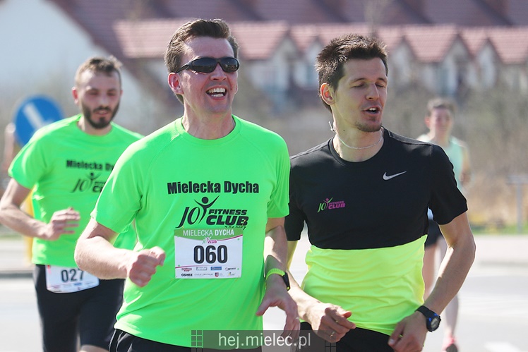Mielecka Dycha z JOY FITNESS: bieg po ulicy Szafera