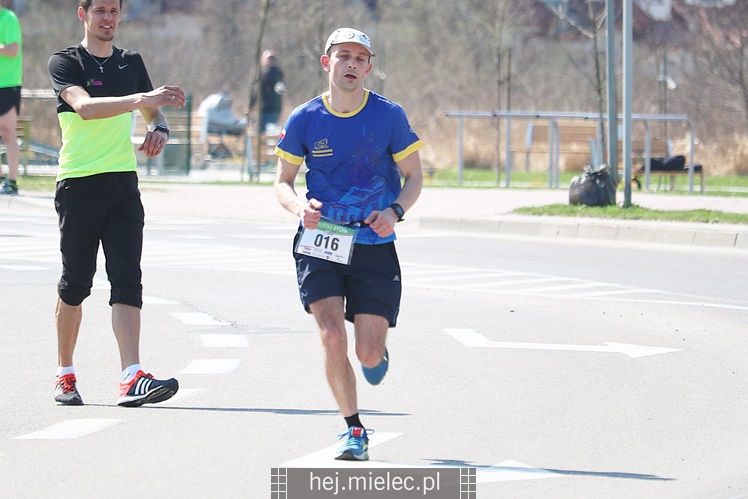 Mielecka Dycha z JOY FITNESS: bieg po ulicy Szafera