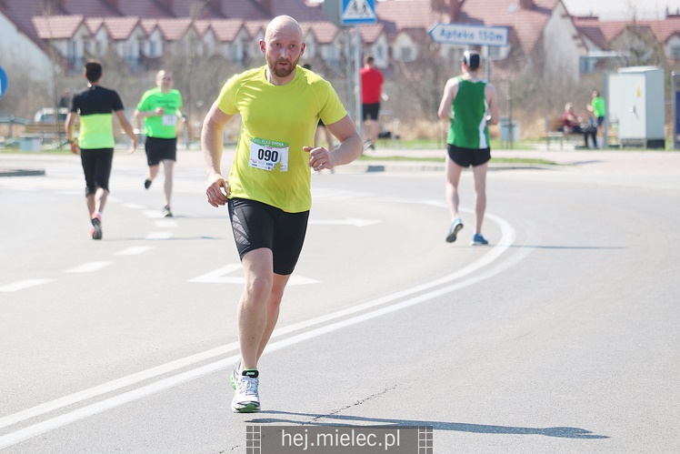 Mielecka Dycha z JOY FITNESS: bieg po ulicy Szafera