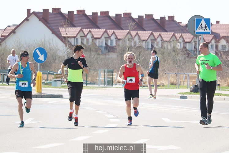 Mielecka Dycha z JOY FITNESS: bieg po ulicy Szafera