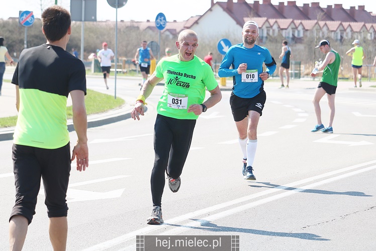 Mielecka Dycha z JOY FITNESS: bieg po ulicy Szafera