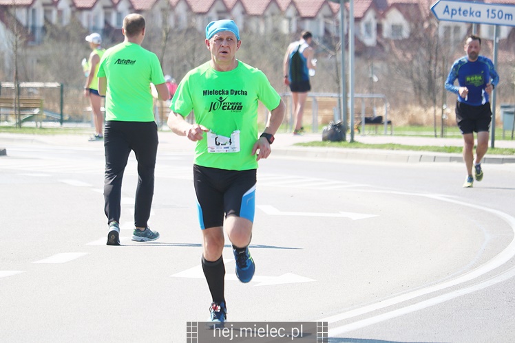 Mielecka Dycha z JOY FITNESS: bieg po ulicy Szafera