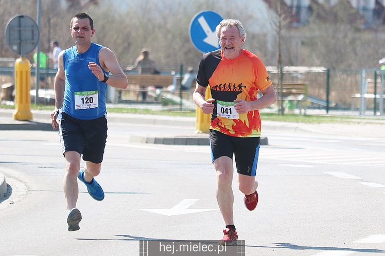 Mielecka Dycha z JOY FITNESS: bieg po ulicy Szafera