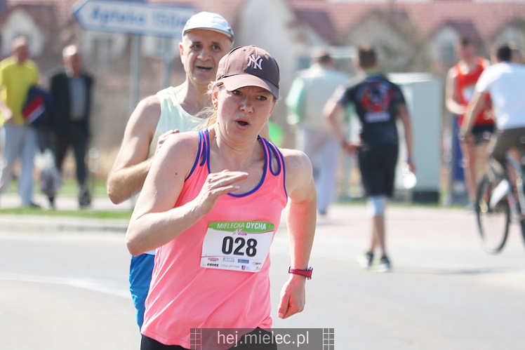 Mielecka Dycha z JOY FITNESS: bieg po ulicy Szafera