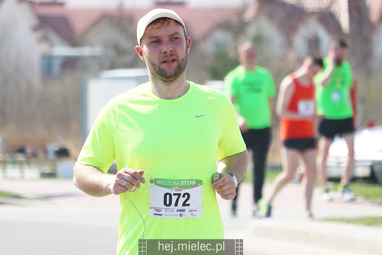 Mielecka Dycha z JOY FITNESS: bieg po ulicy Szafera