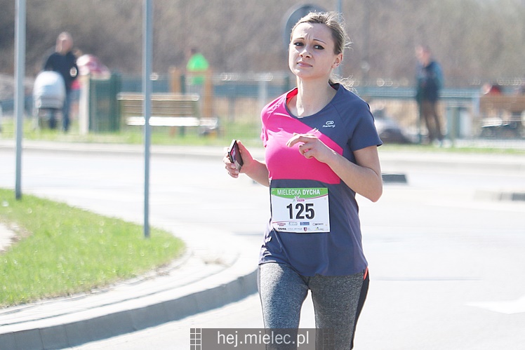 Mielecka Dycha z JOY FITNESS: bieg po ulicy Szafera