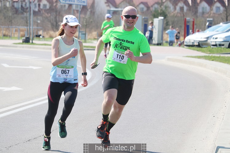 Mielecka Dycha z JOY FITNESS: bieg po ulicy Szafera