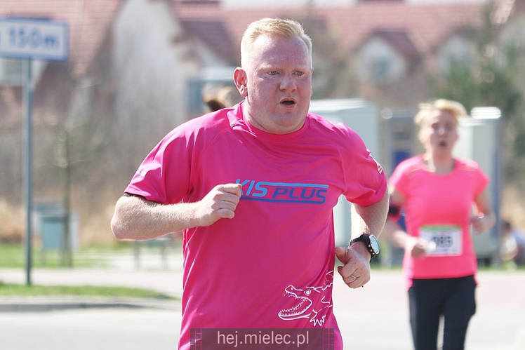 Mielecka Dycha z JOY FITNESS: bieg po ulicy Szafera