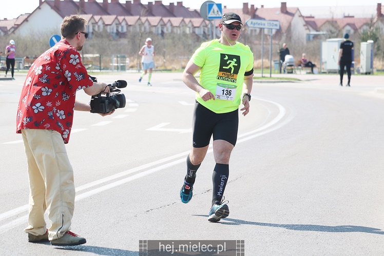 Mielecka Dycha z JOY FITNESS: bieg po ulicy Szafera