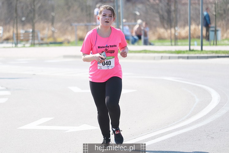 Mielecka Dycha z JOY FITNESS: bieg po ulicy Szafera