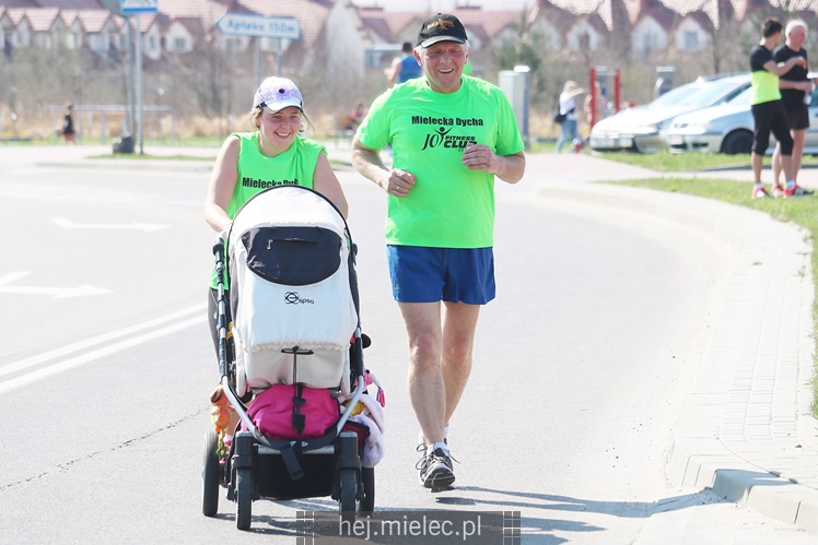 Mielecka Dycha z JOY FITNESS: bieg po ulicy Szafera