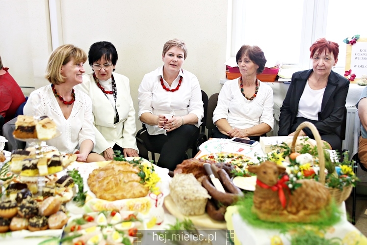 Powiatowy Jarmark Wielkanocny w Borowej