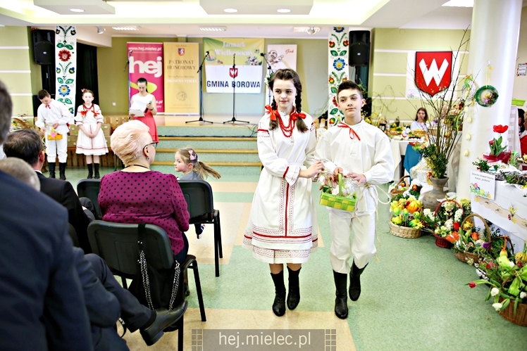 Powiatowy Jarmark Wielkanocny w Borowej