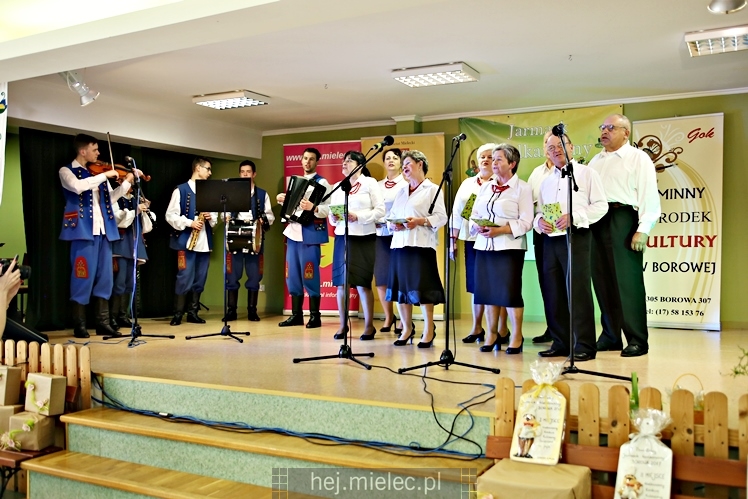 Powiatowy Jarmark Wielkanocny w Borowej