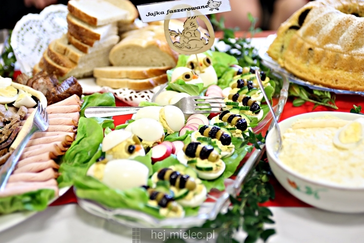 Powiatowy Jarmark Wielkanocny w Borowej