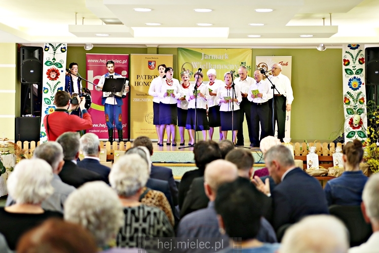 Powiatowy Jarmark Wielkanocny w Borowej